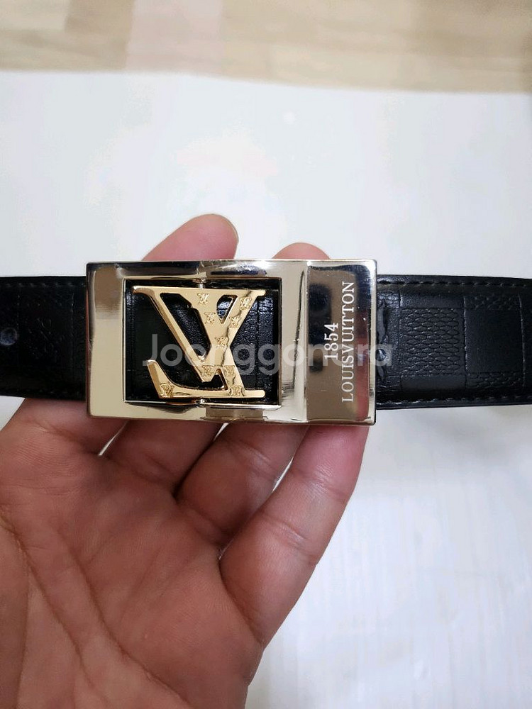 루이비통 LV 버클 남성 벨트 쿨거래시 에눌가능--0