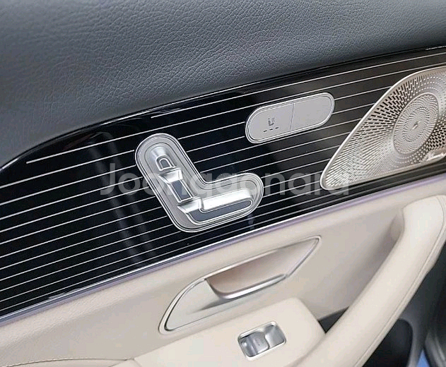 벤츠 GLC43 AMG 쿼터--1