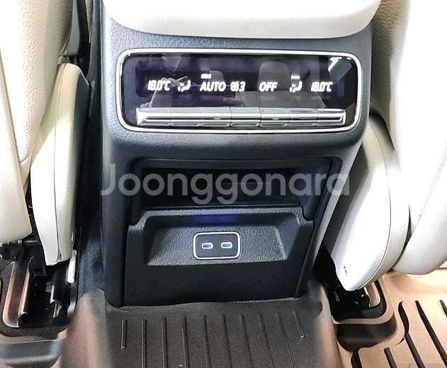 벤츠 GLC43 AMG 쿼터--4