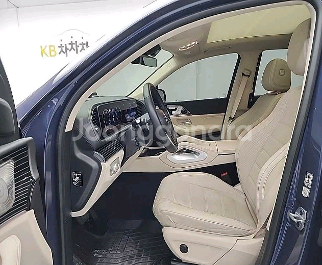 벤츠 GLC43 AMG 쿼터--5