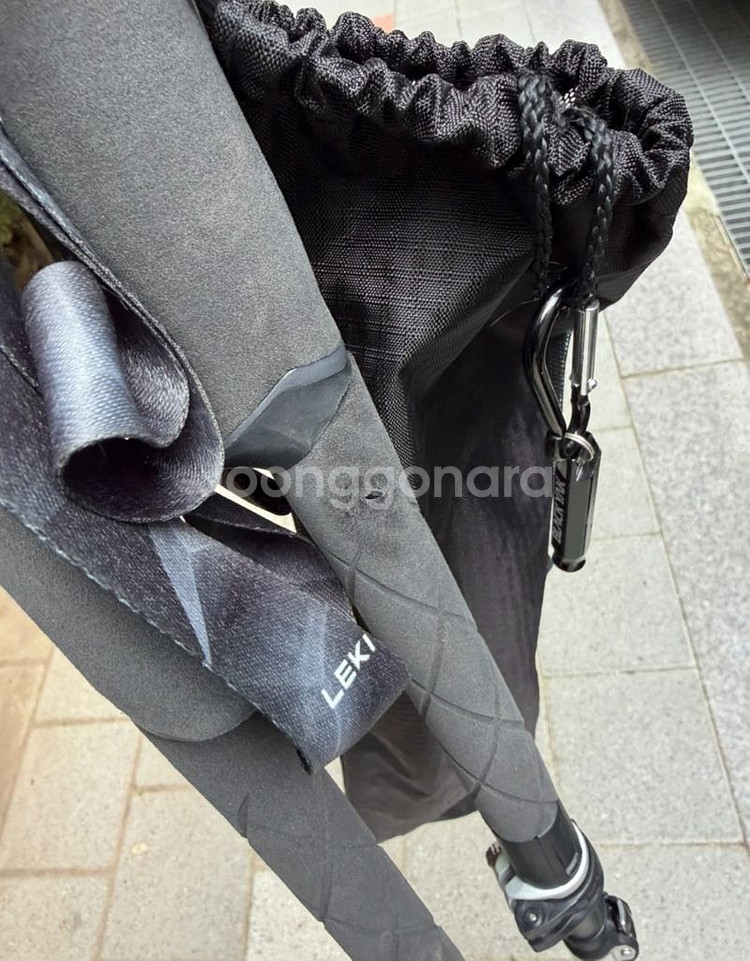 레키 마카루 FX 카본 등산스틱--3