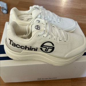 세르지오타키니 테니스화 새상품 245