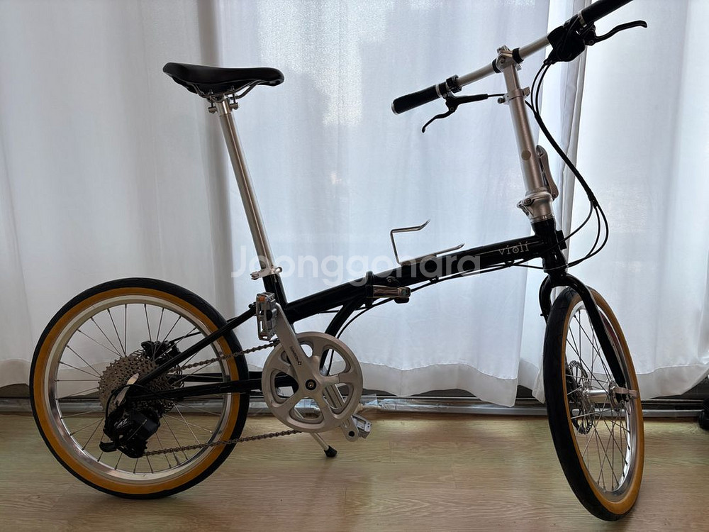 비올리바이크 비올 d10 에센셜 블랙 접이식 자전거 미니벨로--2