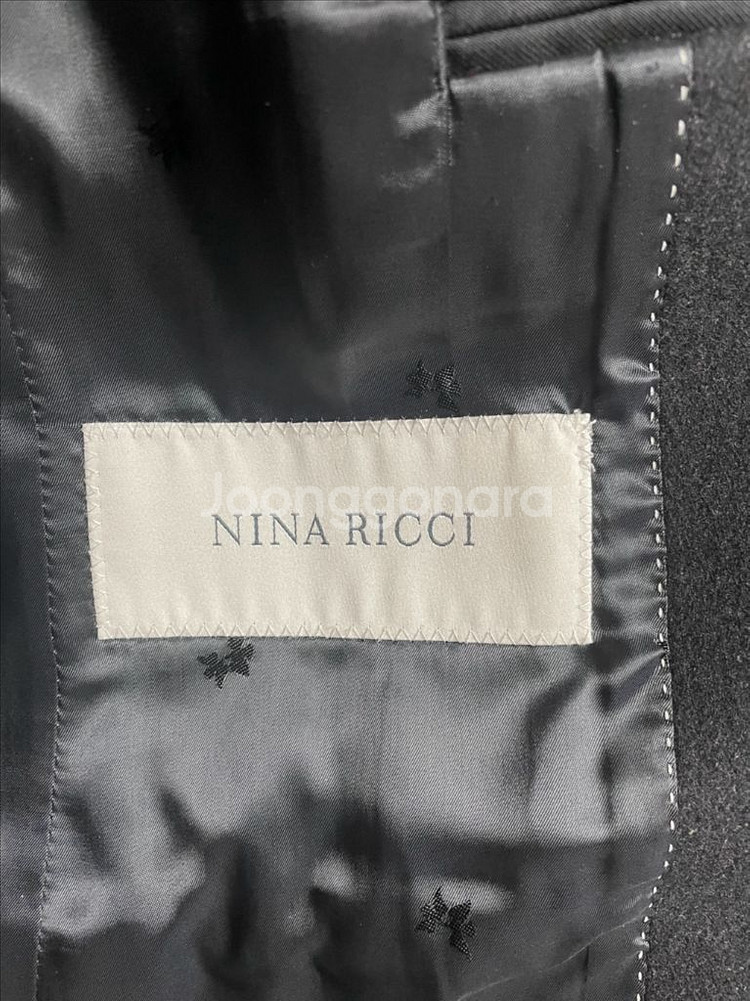 니나리치 이태리원단 블랙 코트 M사이즈--6