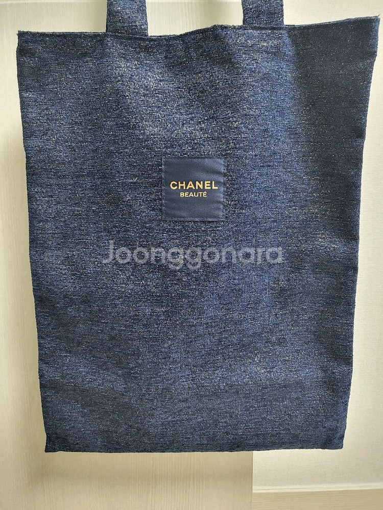 정품) 샤넬 홀리데이 에코백 (코스메틱)--1