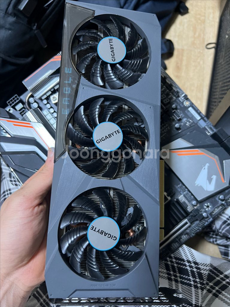 기가바이트 RTX 3070그래픽카드--0