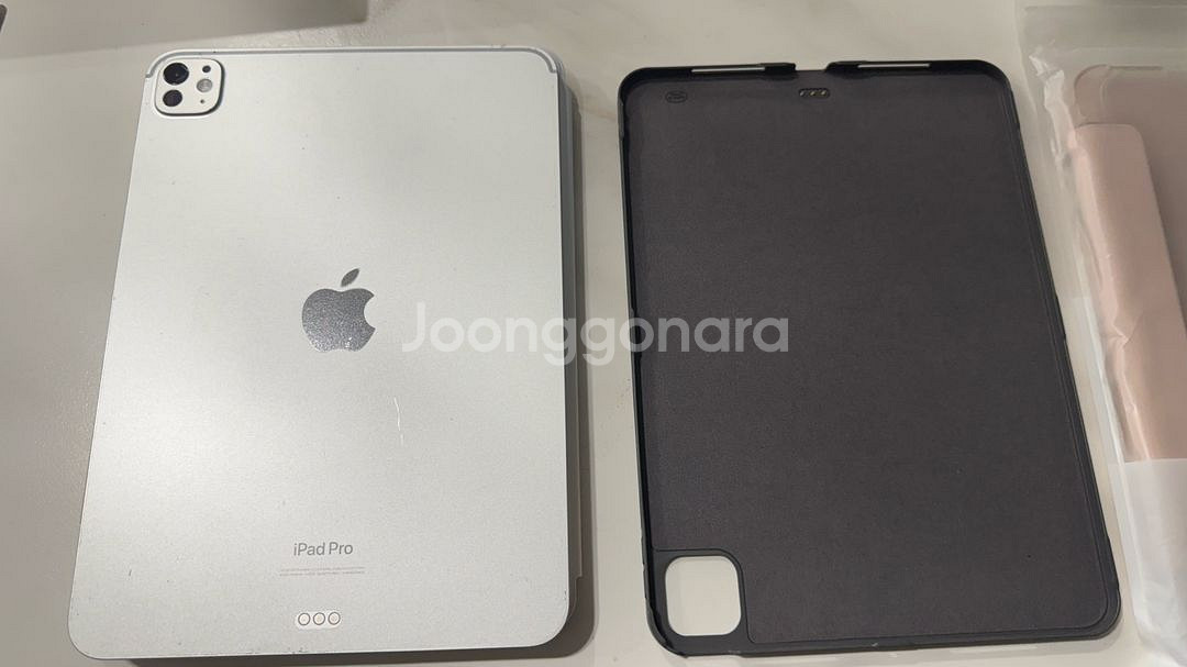 m4 아이패드 프로 256 wifi 실버 + 구조독 1933 + 포고핀 m4 아피패드 전용 스탠드 등--3