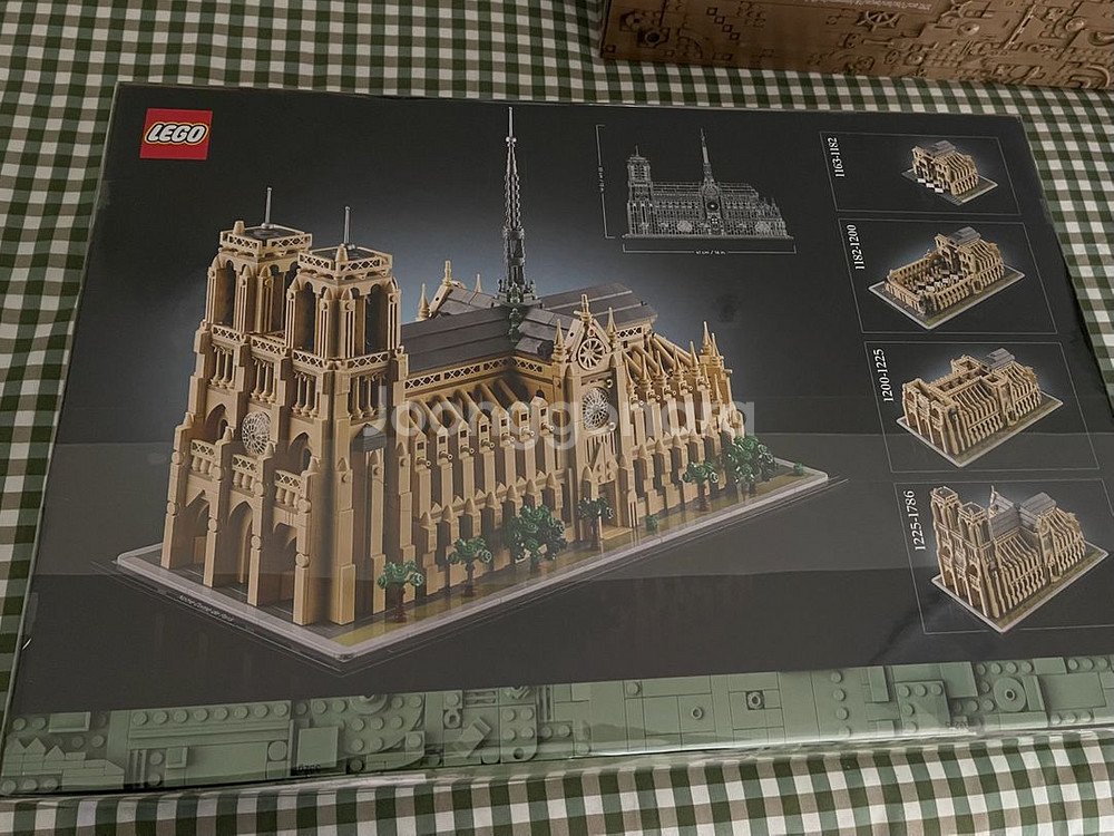 레고 아키텍처 21061 파리 노트르담--1