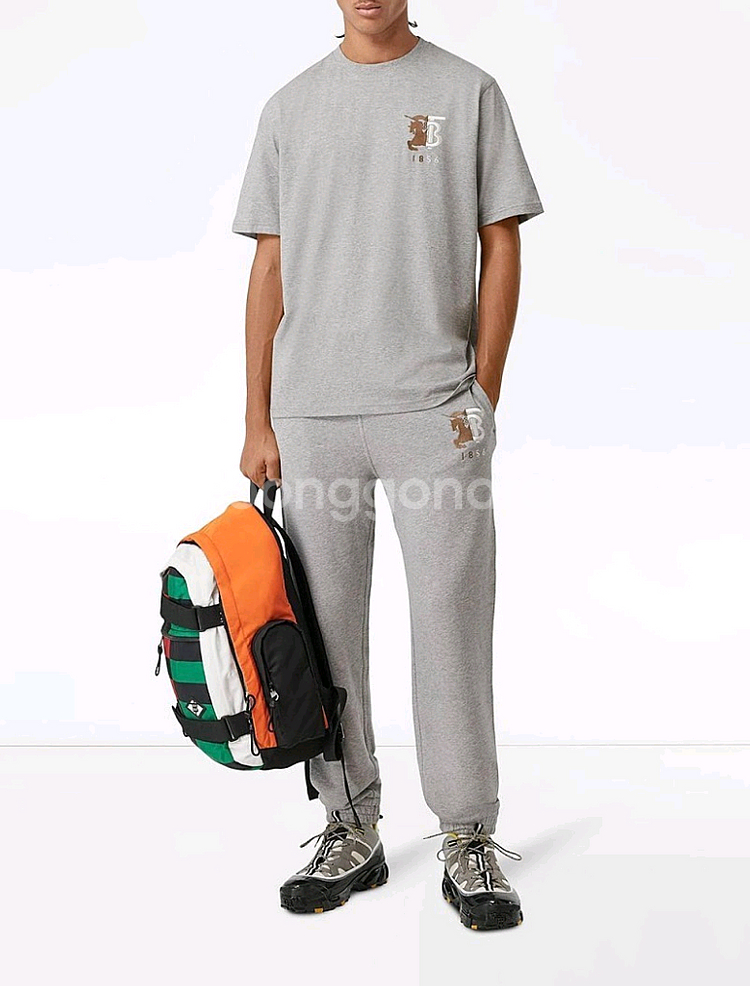 버버리 HESFORD 반팔티 새상품--0