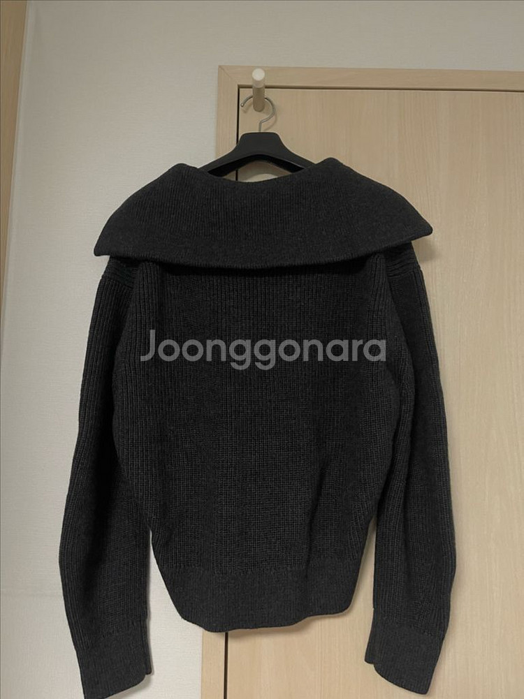 [새상품]코스 COS 하프집업 니트집업 2종--2