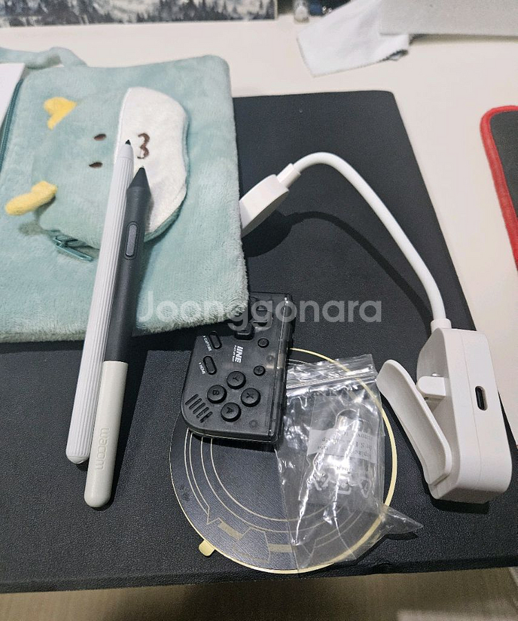 오닉스 북스 노트맥스 (13.3인치) 이북리더기 판매합니다!--3