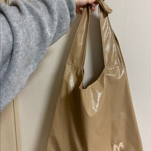 몽돌 에나멜 로고 쇼퍼백