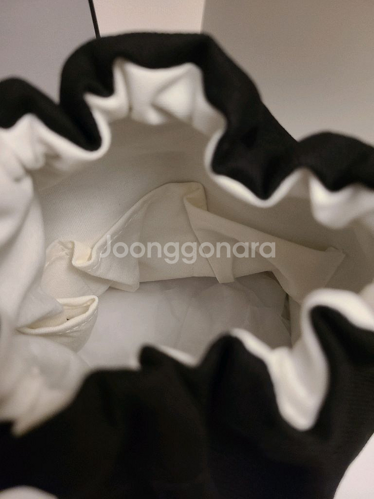 정품) 샤넬 복조리 파우치 가방 (코스메틱)--1