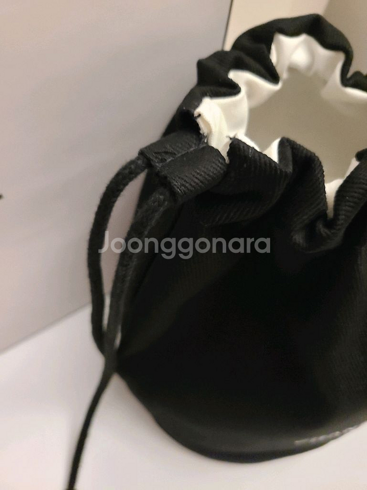 정품) 샤넬 복조리 파우치 가방 (코스메틱)--2