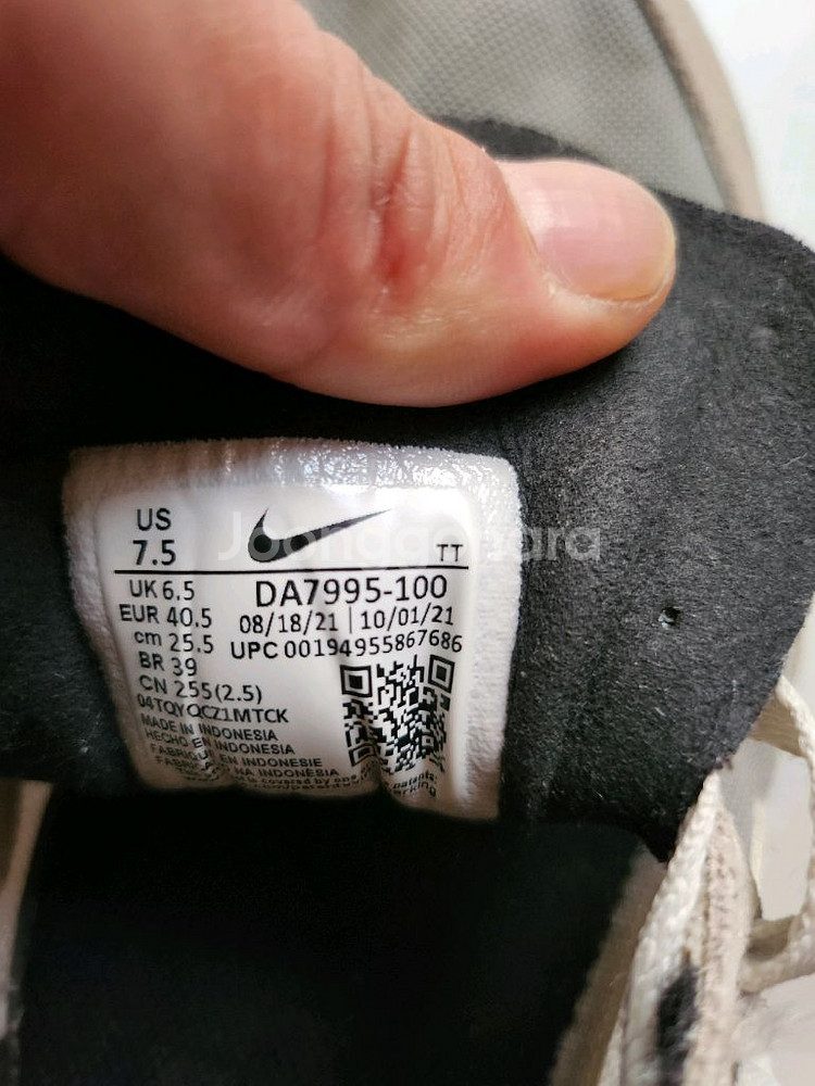 나이키 레이크로드 운동화 255ㅡ260--2