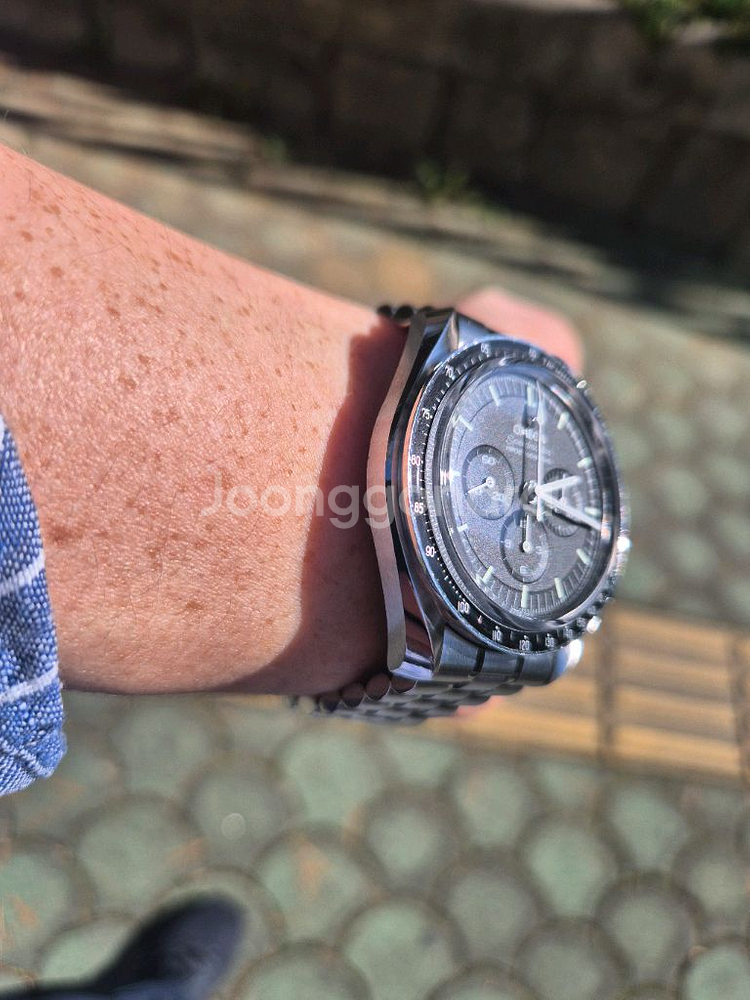 오메가 문워치 신형 사파이어 블랙--5