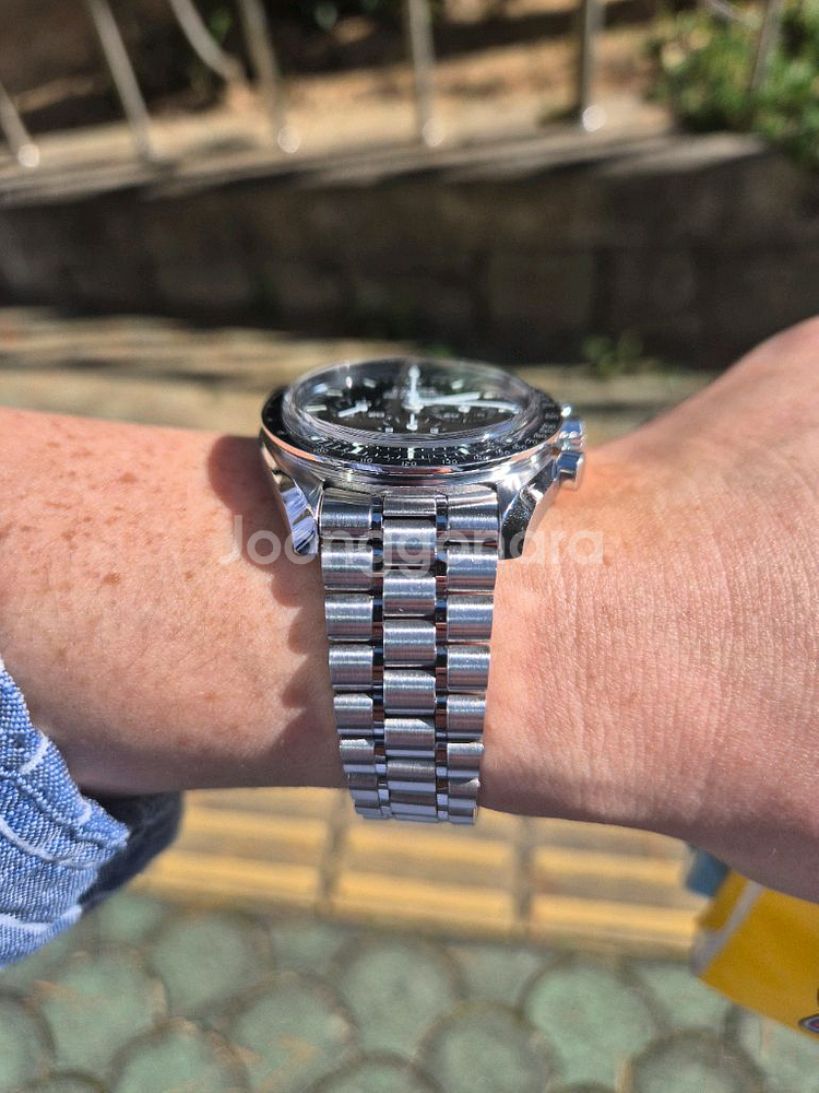 오메가 문워치 신형 사파이어 블랙--6