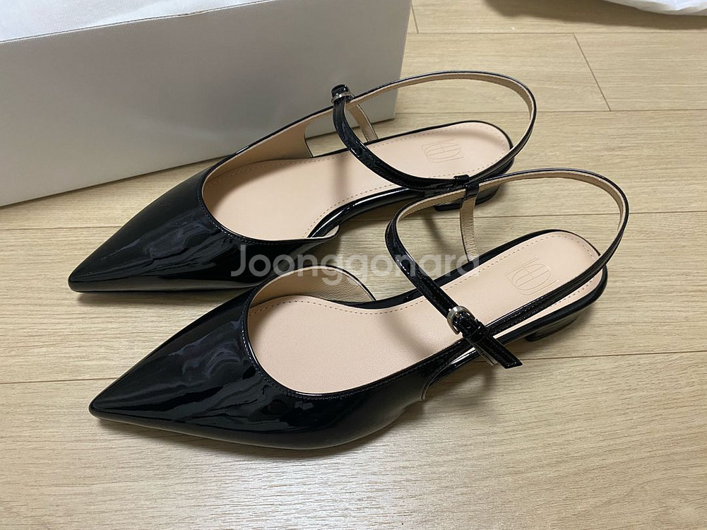 시에 카밀라 슬링백 2cm 250 새제품--0