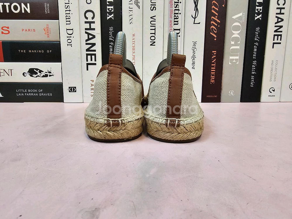 마이클코어스 여성 에스파듀 슬립온 240--4