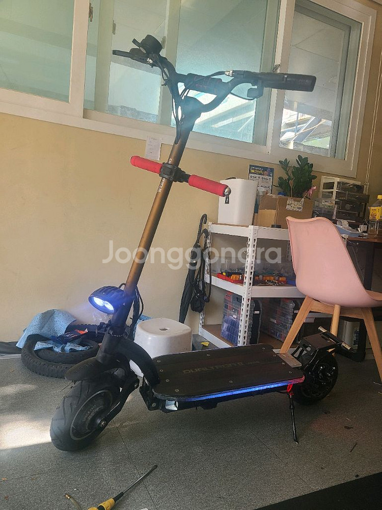 3600w 듀얼모터 듀얼트론 전동 킥보드 판매합니다--1