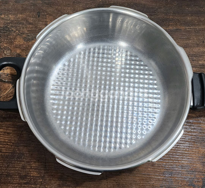 독일 휘슬러 솔라 2.5리터 6리터 겸용 2단 압력밥솥.--4