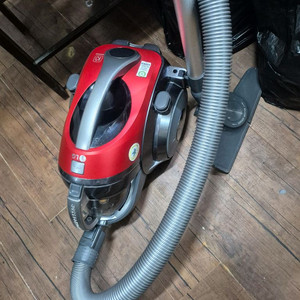 LG 고성능 유선 싸이클링 청소기