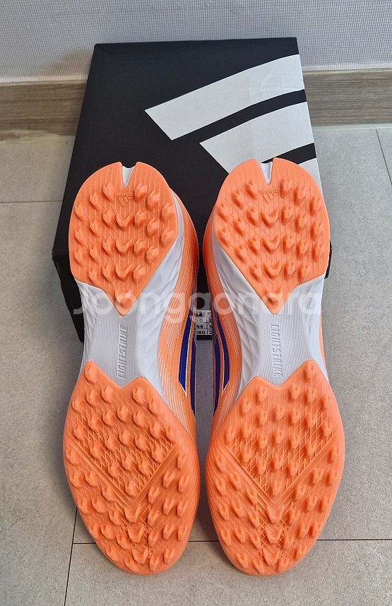 아디다스 F50 프로LL tf 풋살화 새제품 판매--1