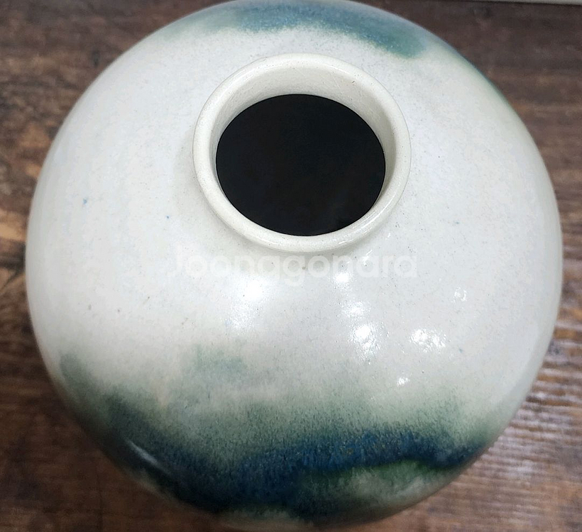 임무근 79년도 도자기 작품.--1