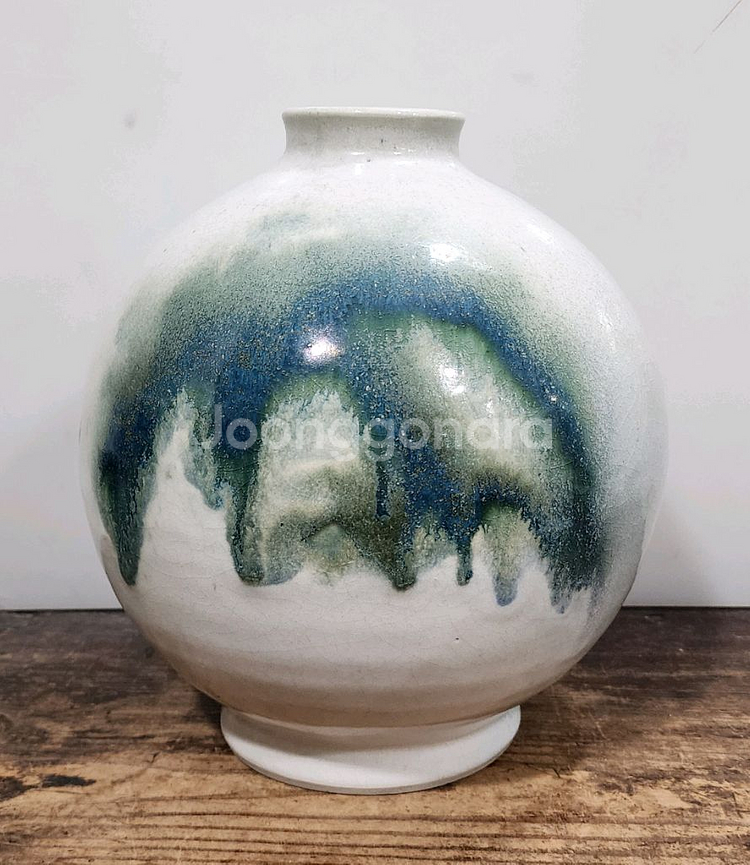 임무근 79년도 도자기 작품.--0