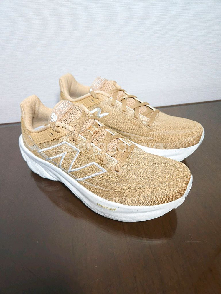 (235) 뉴발란스 프레쉬폼X 1080 V13 러닝화--1