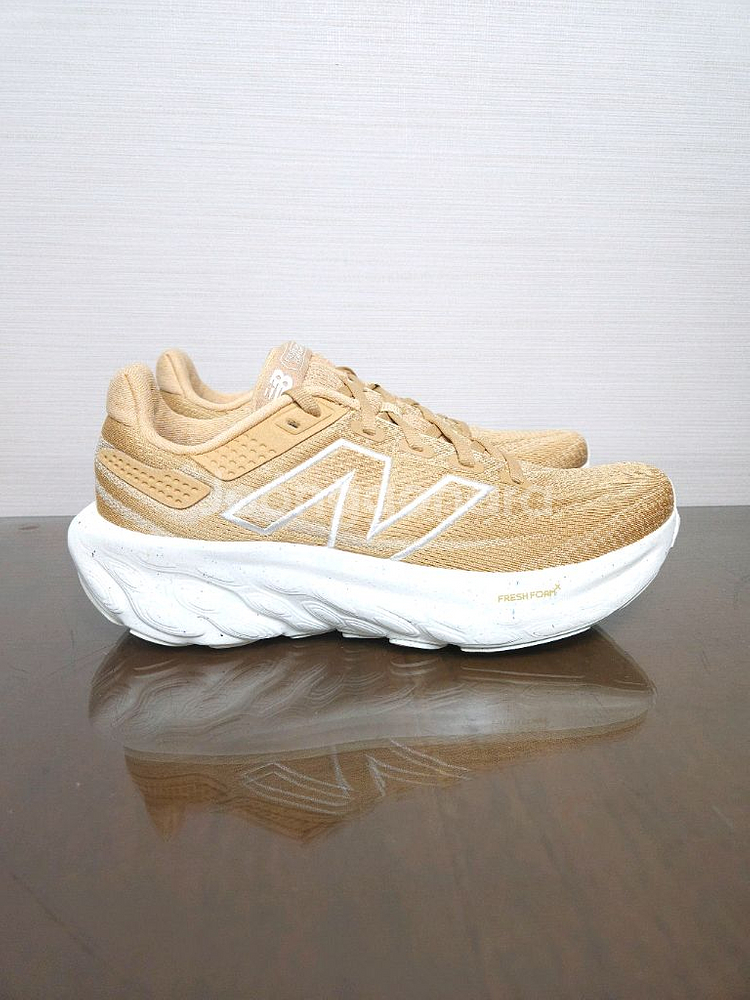 (235) 뉴발란스 프레쉬폼X 1080 V13 러닝화--0