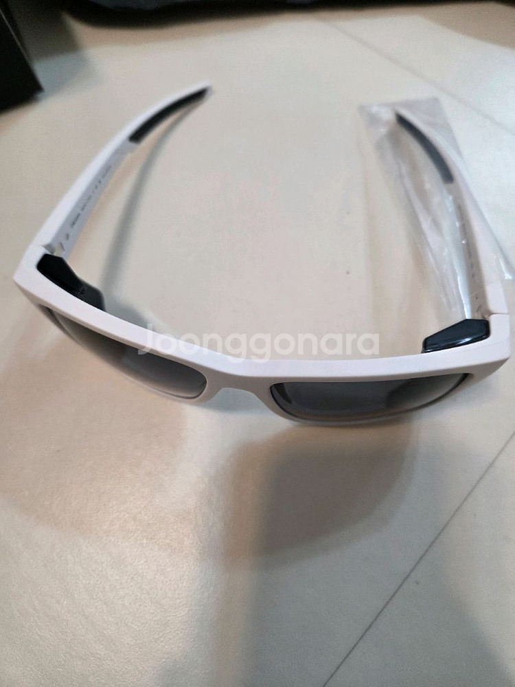 프라다 선글라스 새제품--0