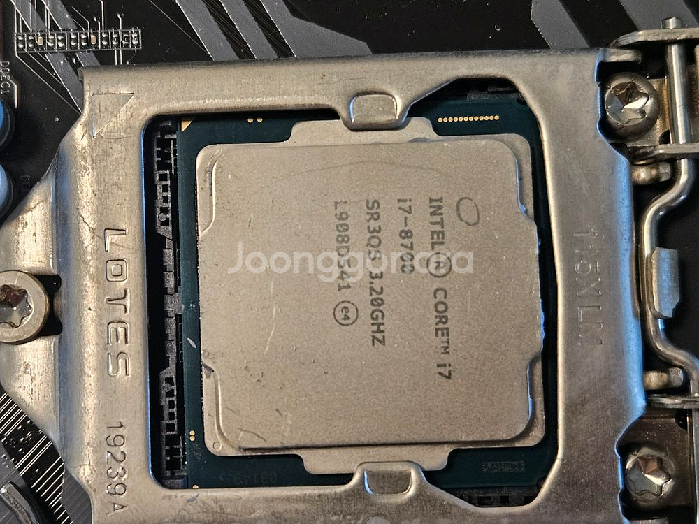 기가바이트 H370 메인보드 + i7-8700 + 8G Ram--1