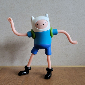 어드벤처 타임 해피밀 장난감 인간 핀