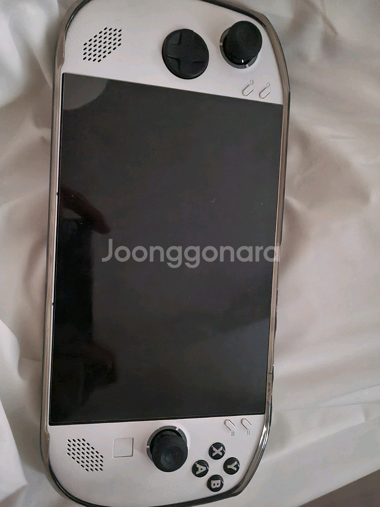 휴대용 게임기--0