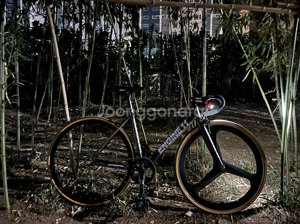 엔진11 볼텍스 + 핸들,안장 (완차만)--0