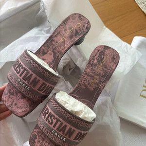 디올 로고 슬리퍼 리비에라36