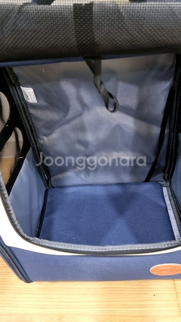 스페이스캣 반려동물 백팩형 이동가방 팝니다.--8