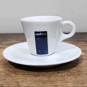 이태리 라바짜 에스프레소 커피잔.