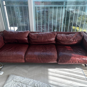 세덱 프리아네라 가죽 소파