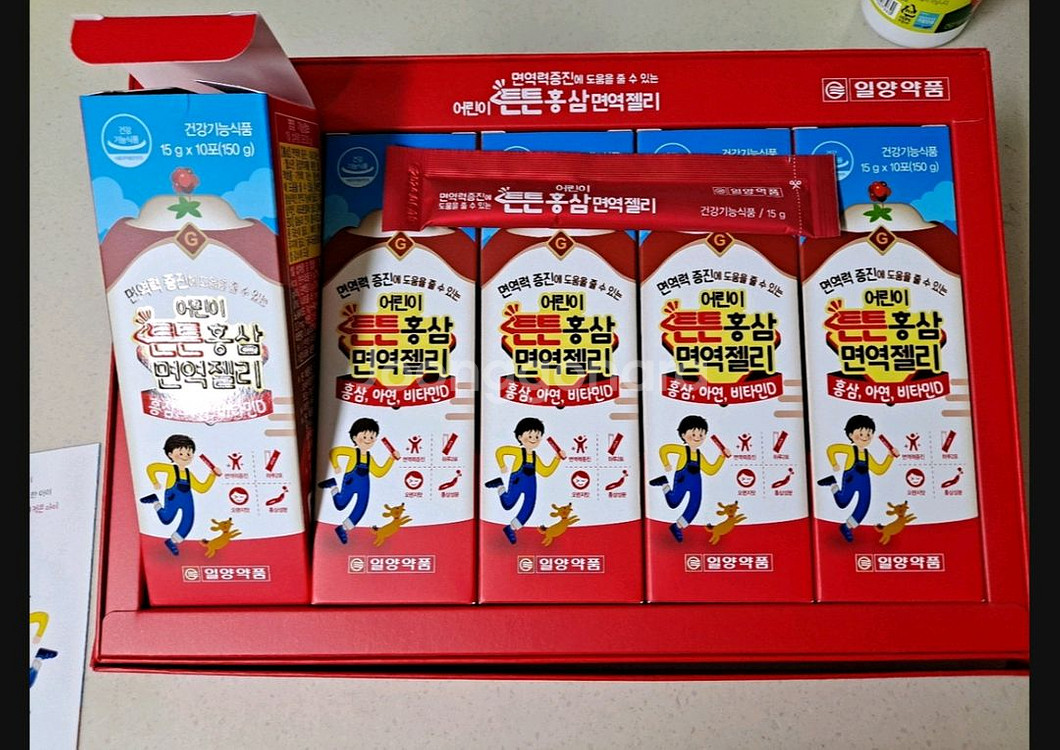 일양약품 튼튼홍삼 면역젤리 ㅡ 새제품.. 미개봉--3