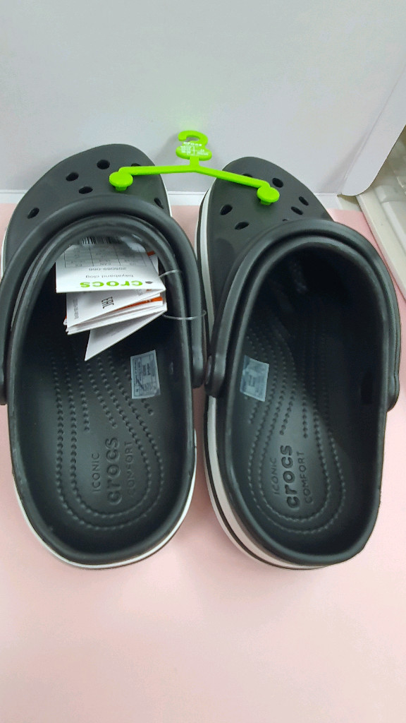 크록스 바야밴드 클로그 블랙--2