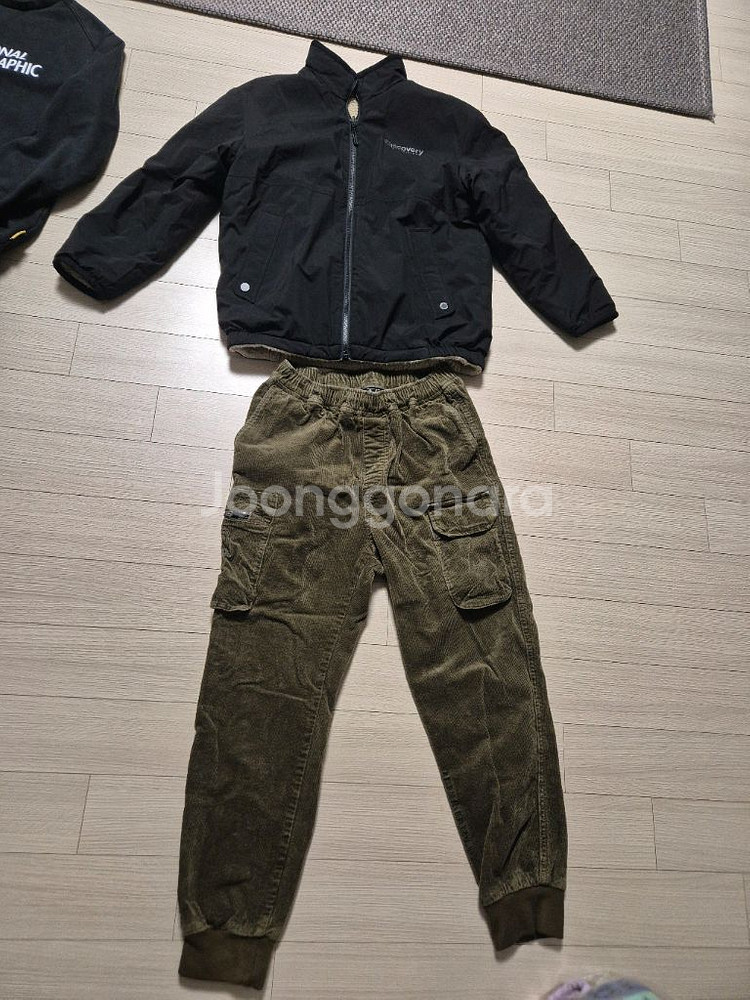 초등고학년 140ㅡ160사이즈 디스커버리 아디다스--1