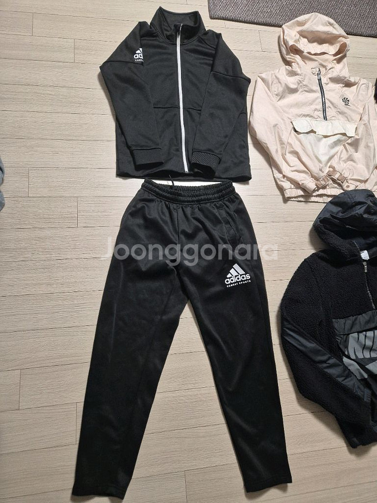 초등고학년 140ㅡ160사이즈 디스커버리 아디다스--6