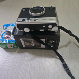 인스탁스 미니에보 팝니다