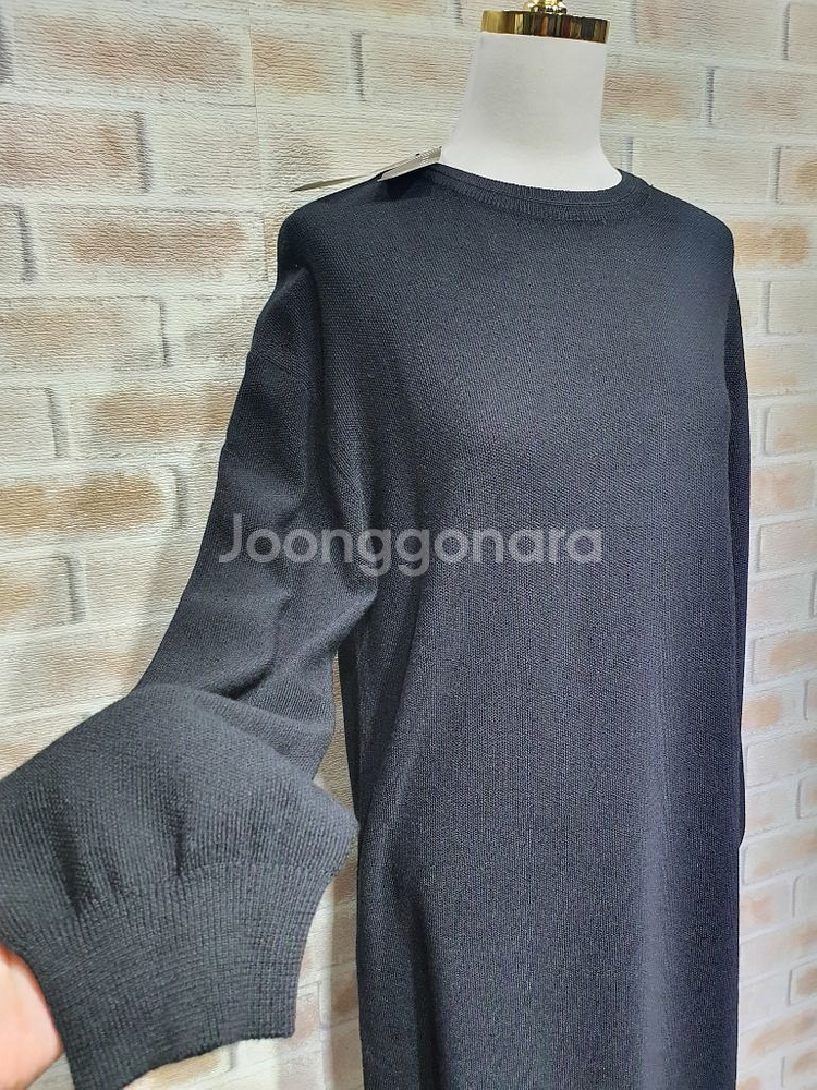 택부착 318,000 시슬리 레이스 배색 울니트 원피스--5