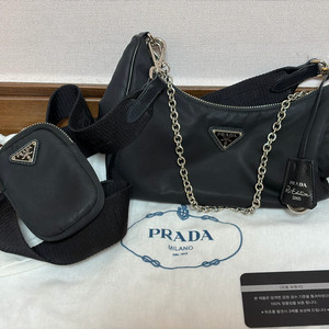 프라다 리에디션 2005 테수토 리나일론 숄더 호보백