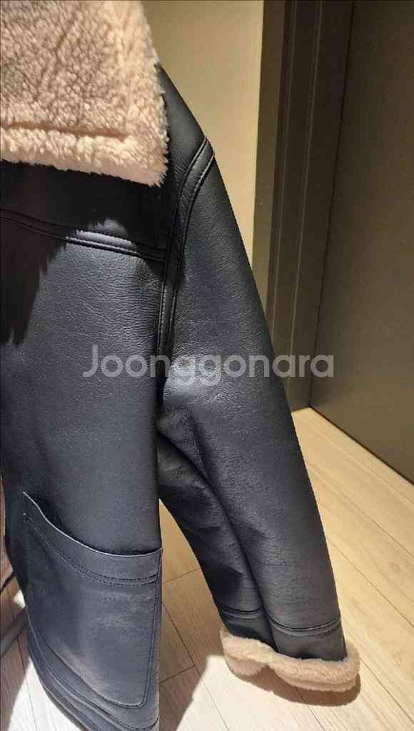 프론트로우 무스탕 코트 / 패딩 안티티카 솔리드 시스템 옴므 한섬 타임 띠어리 클럽모나코 폴로 랄프로렌 마시모두띠--1