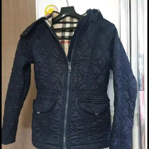 버버리 여아 다이아몬드 퀼팅코트 10y