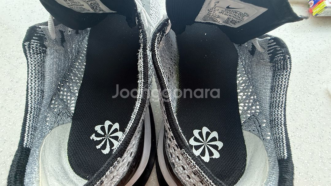 나이키 플라이니트 러닝화--2